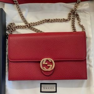 Authentic: Gucci Shoulder Cross Body Bag